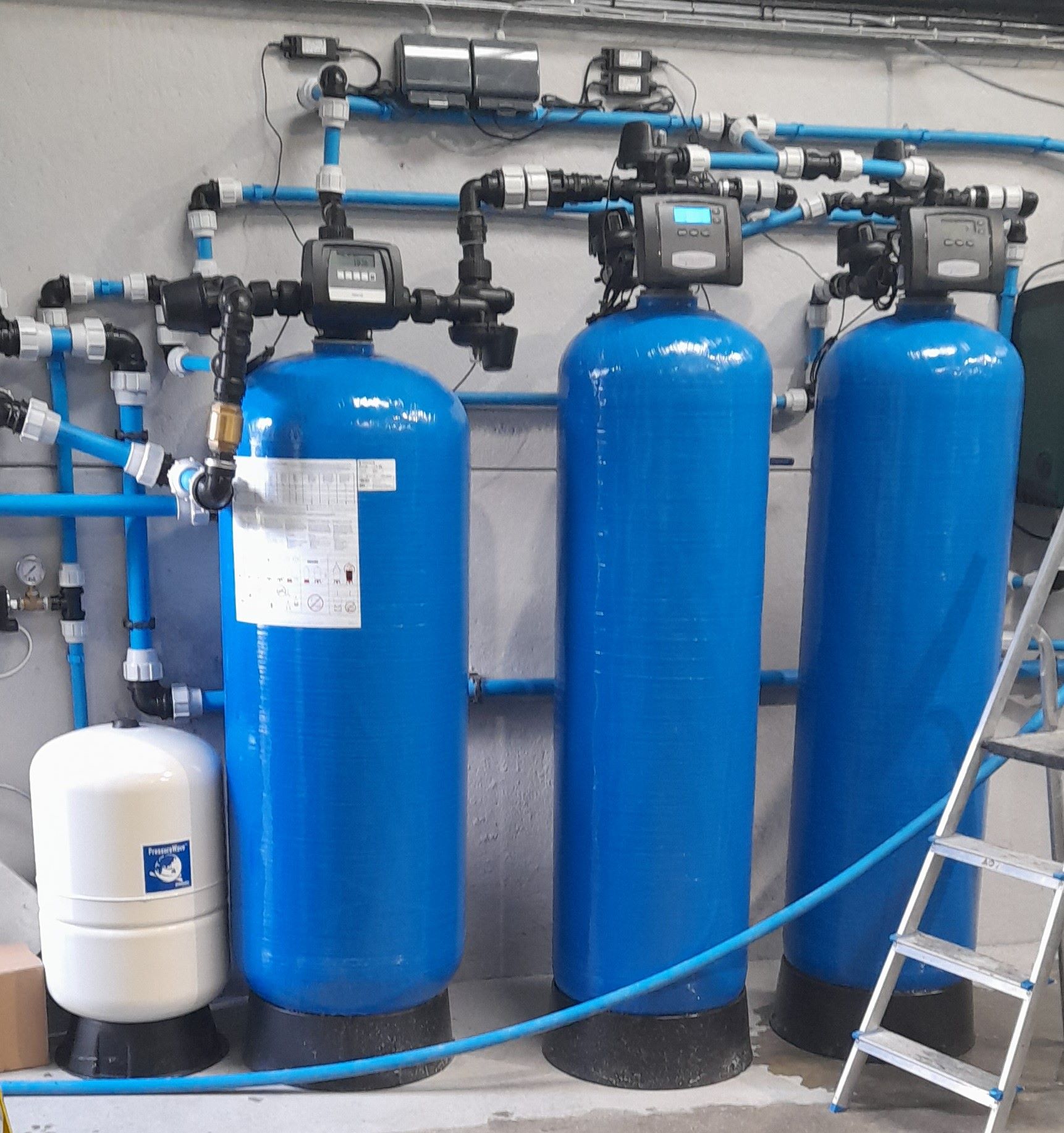 Water treatment installation